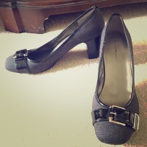 Bandolino heels size 9.5M